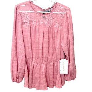 Peplum Waist Blouse Top Women’s 1XL Pink Sweet Rain Lace detail upper front